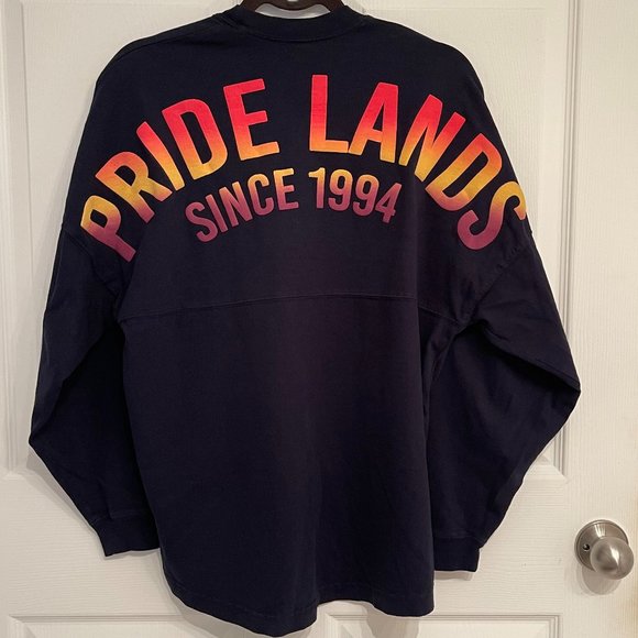 Lion King Pride Lands XS Spirit Jersey // Disney World shirt - Picture 3 of 6